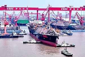 沪东中华出坞新船完整性创新高