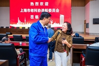 娘家亲人喜迎老科协会员回娘家